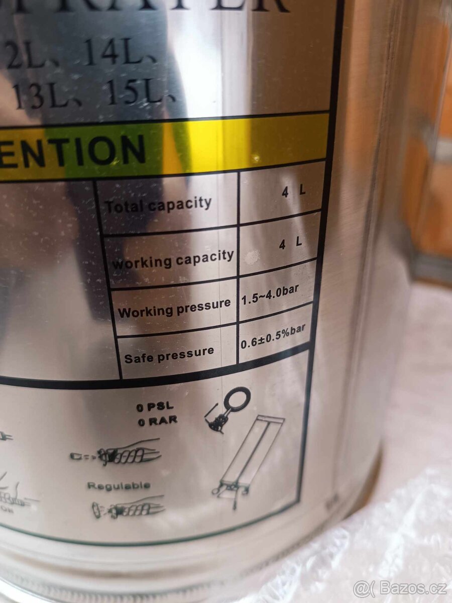 Nerezový tlakový postřikovač - 4/8/10l - 5