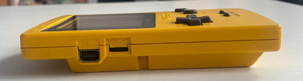 GameBoy Pocket Yellow - 5