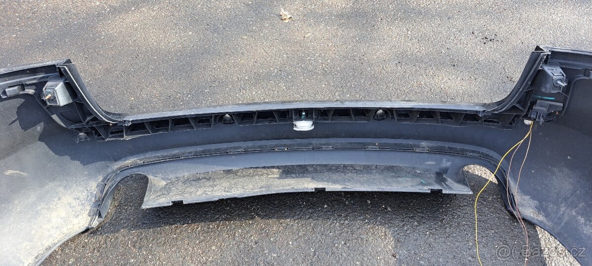 Zadni naraznik audi A6 4F avant - 5