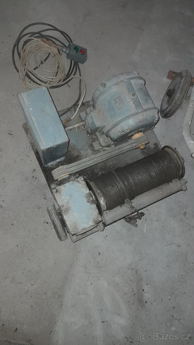 Stavební vrátek - 5