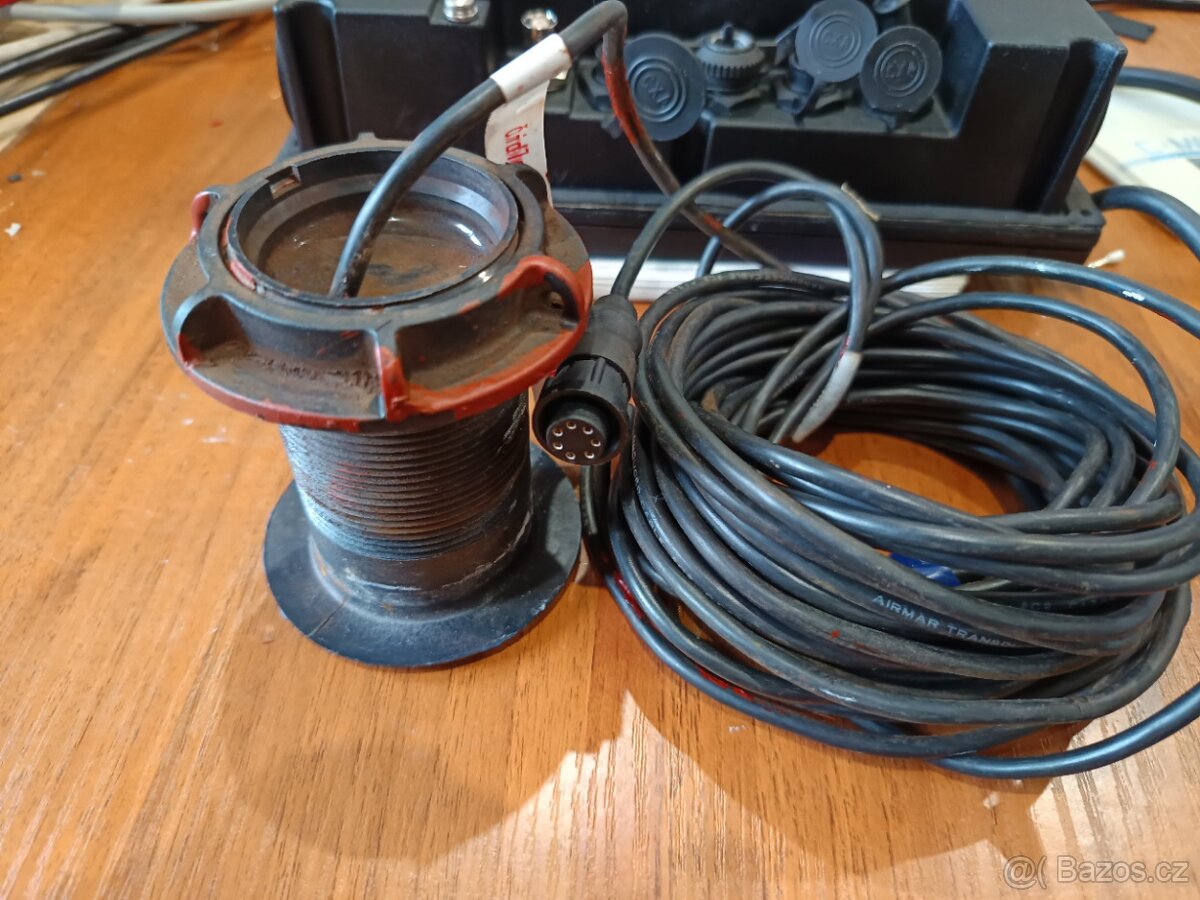 Simrad CE33 mapový plotter + fishfinder - 5