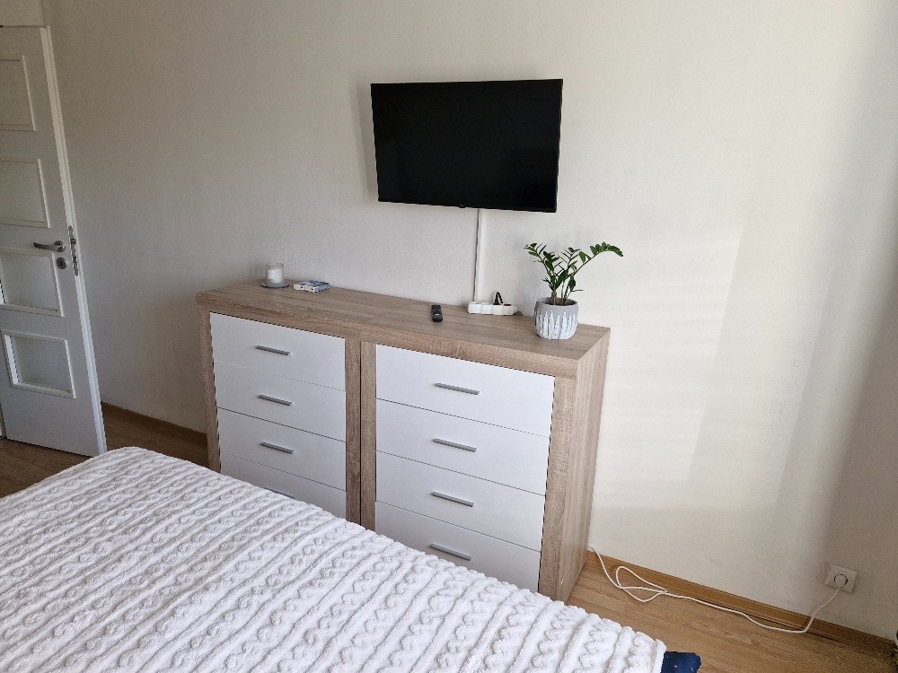 Hledá se spolehlivý a slušný nájemník do krásního bytu 2+1 - 5