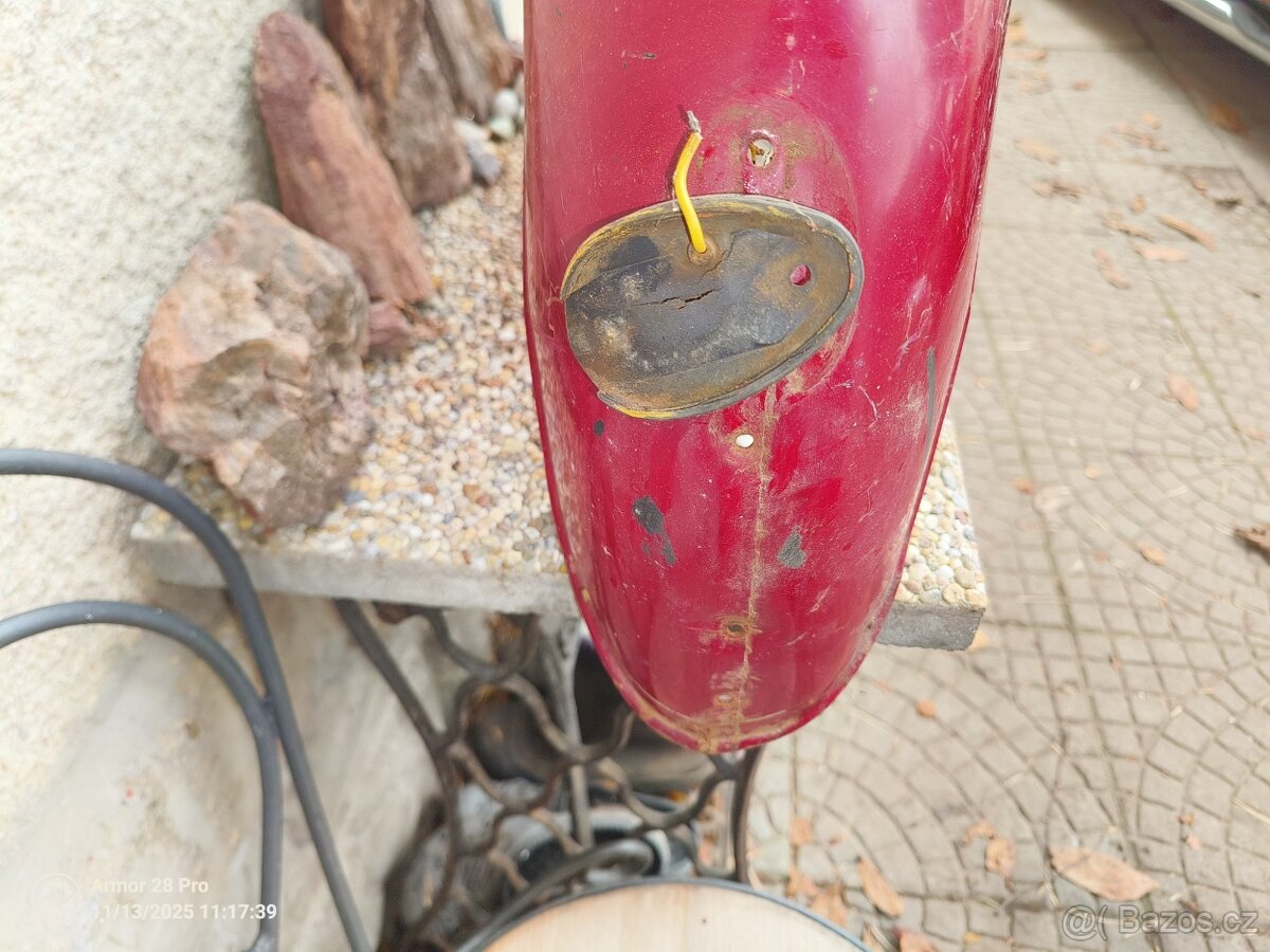 Jawa 555 podsedadlak - 5