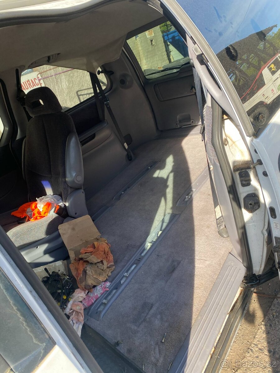 Chrysler Grand Voyager 2.5 TD SLEVA - 5