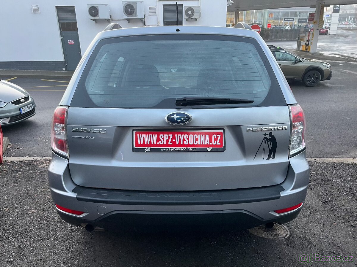 Subaru Forester 2.0i XS • 8/2011 • 110kw • Původ ČR - 5