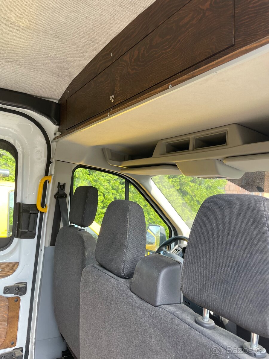 Obytny vůz Ford Transit - 5