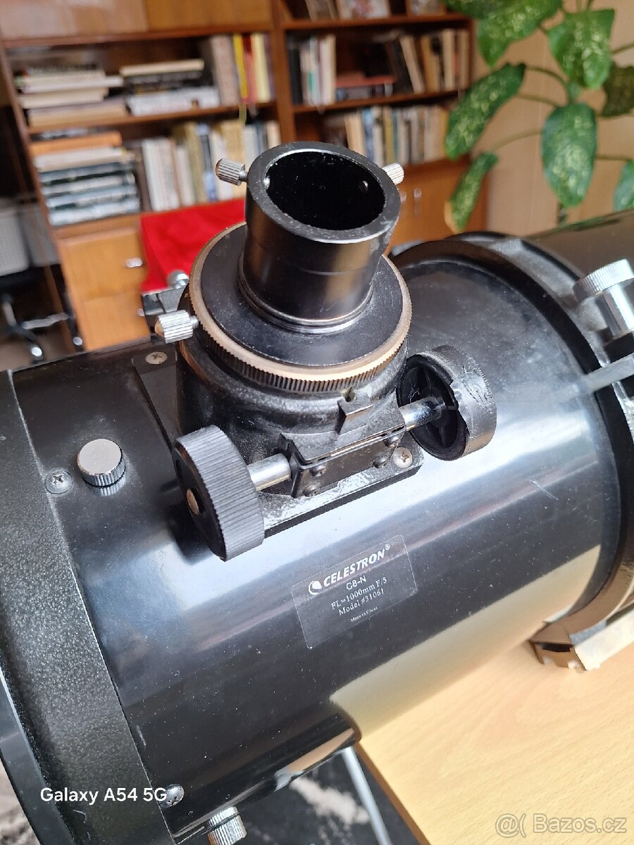 Hvězdářský dalekohled Celestron - 5