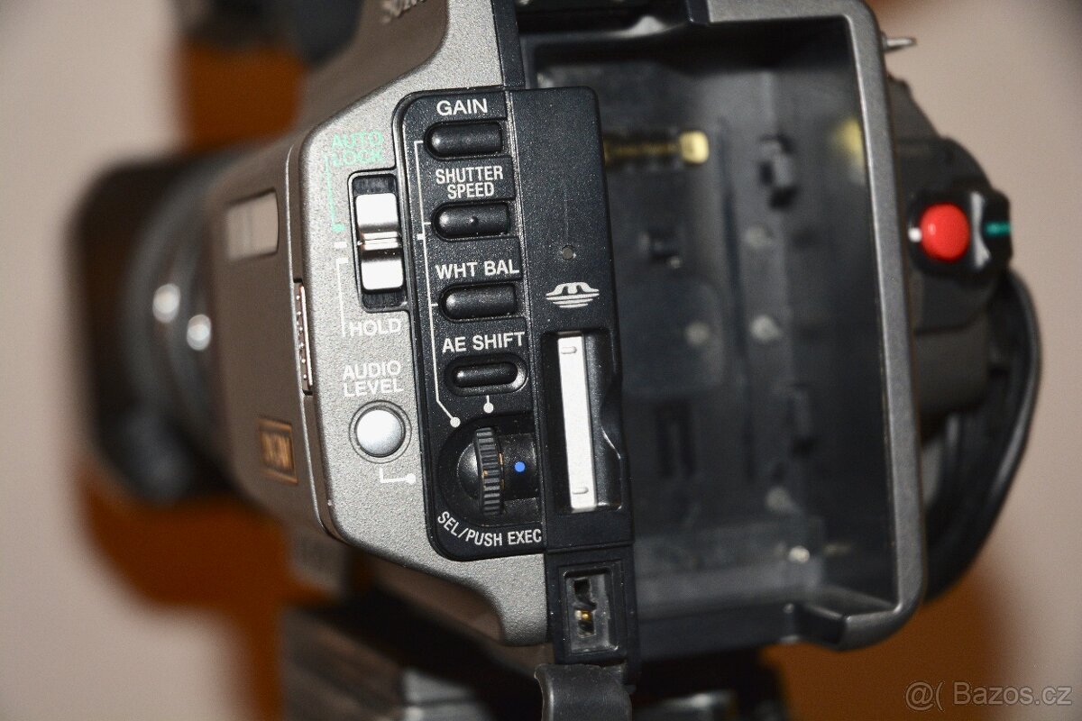 SONY DSR PD170 - 5