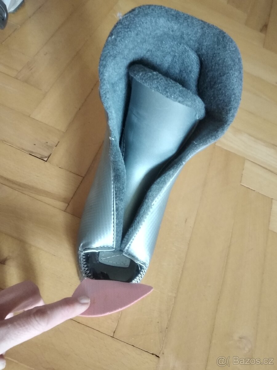 Dívčí lyz. boty - 5