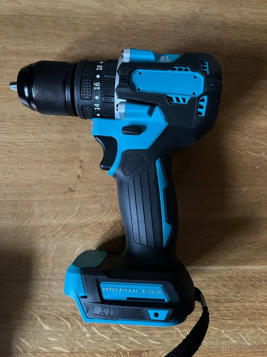 Aku příklepová vrtačka se šroubov.,2x AKU baterie, nabíječka - 5
