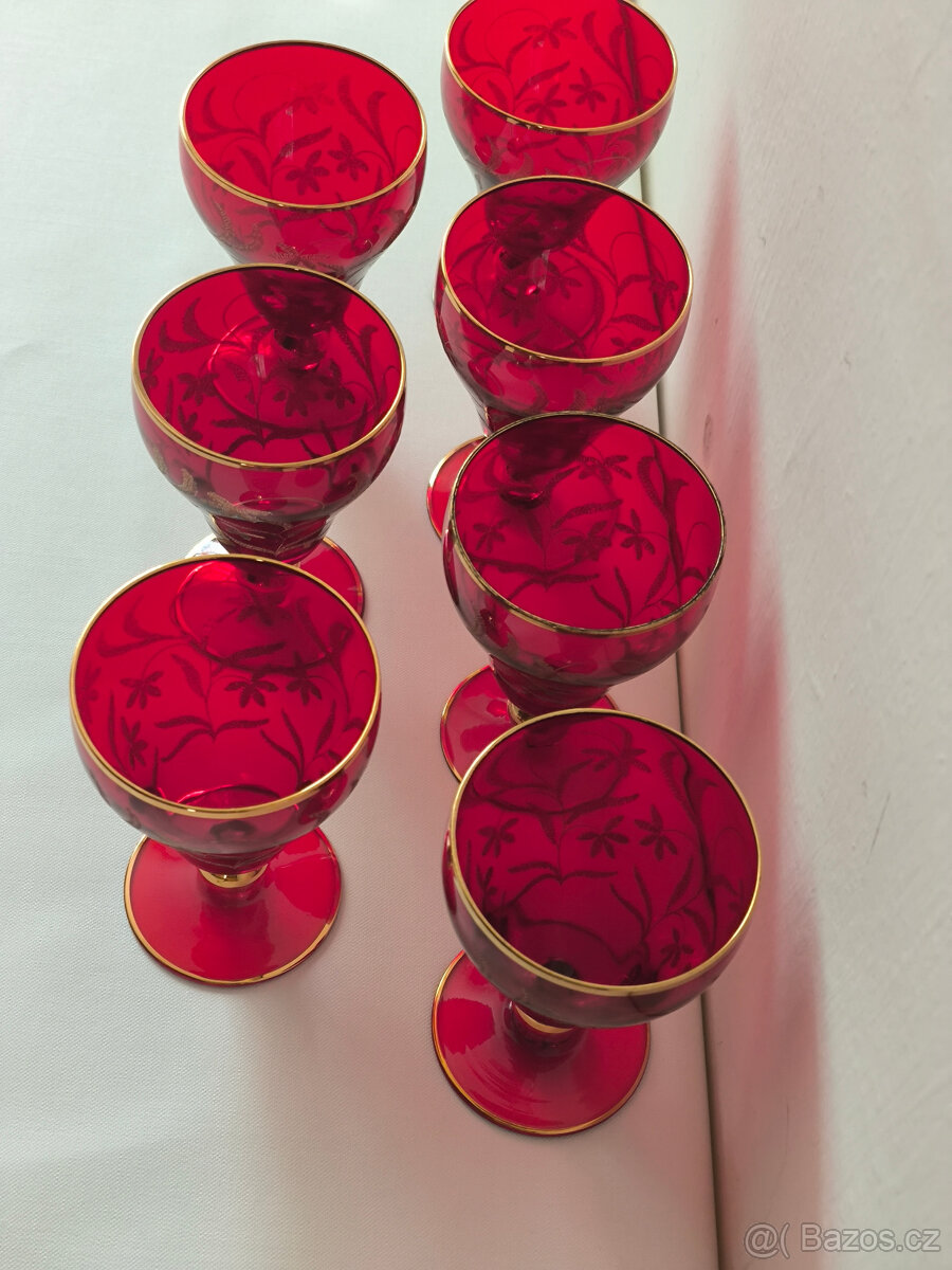 Červené sklenice 7x - 5