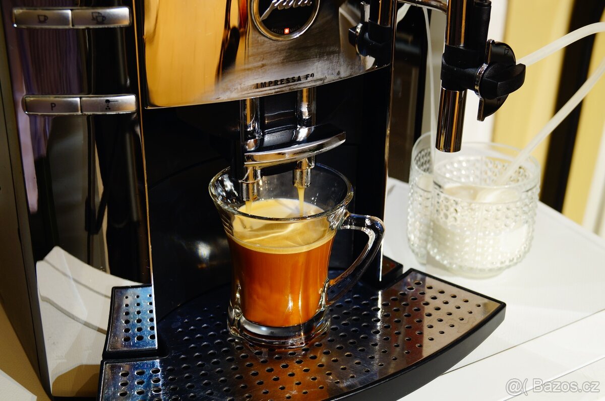 Kávovar Jura Impressa F9 - 5
