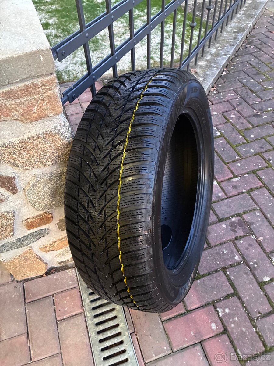 Prodám zimní pneu Nokian - 5