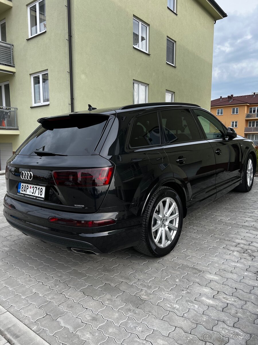 Audi Q7 S-line - 5