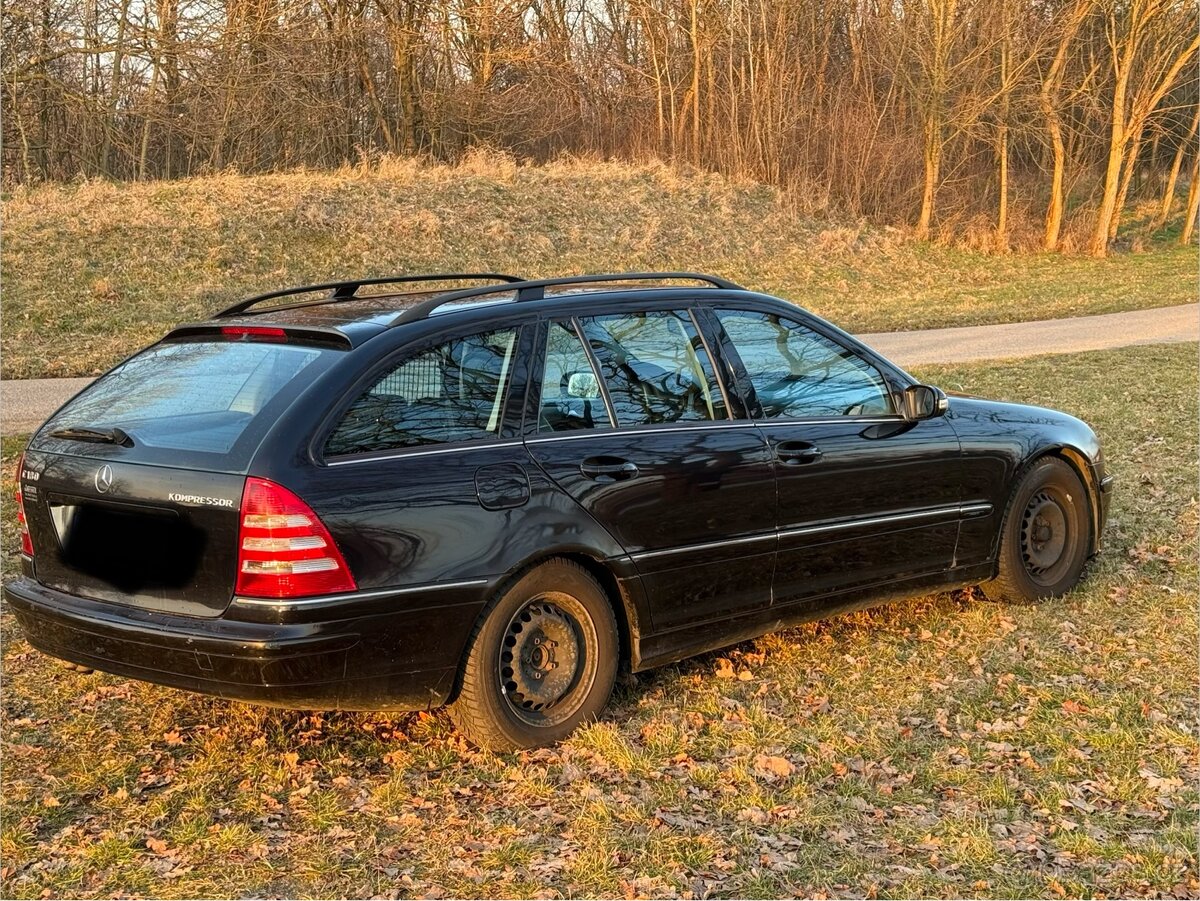 Mercedes-Benz W203 - 5