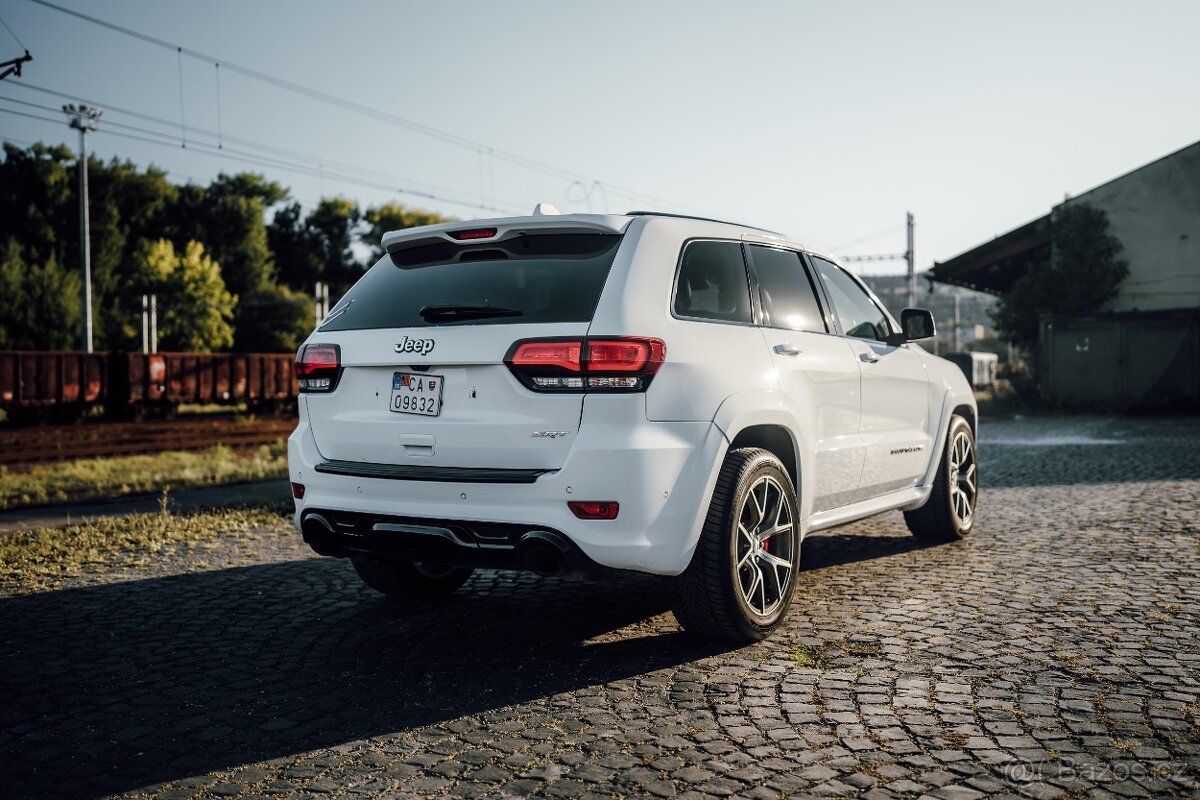 JEEP GRAND CHEROKEE SRT 6.4 V8 - 5