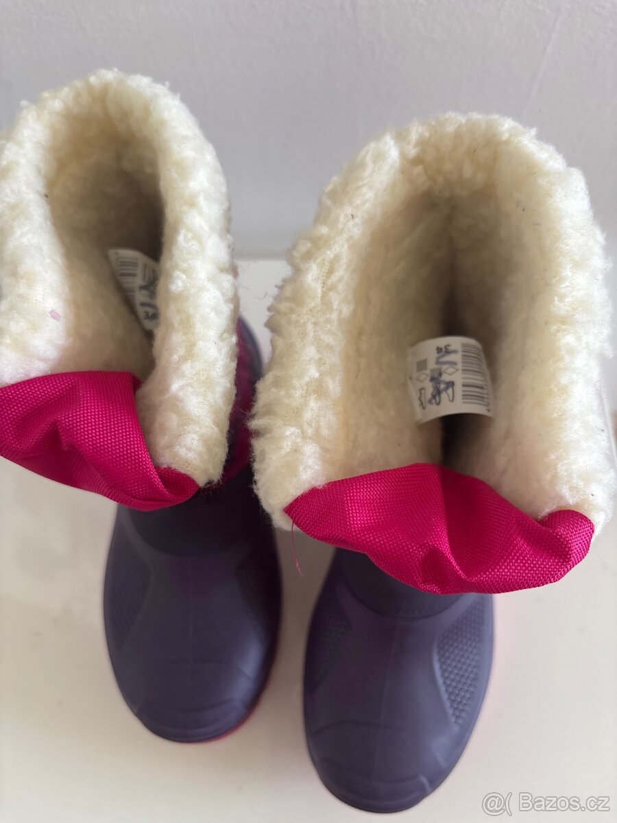 Kozačky zateplené vel. 34, stélka 20,5 cm. - 5