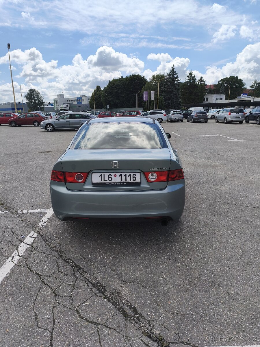 Honda Accord 7g 2.0 i-vtec, 114kw, r.v 2004 - 5