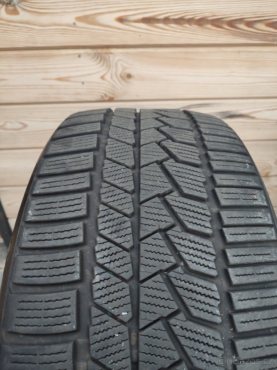 Prodám zánovní sadu zimních pneu 245/35 R 20 Continental - 5