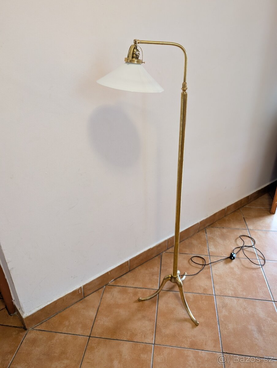 stará podlahová mosazná lampa, zelené nebo bílé stínidlo - 5