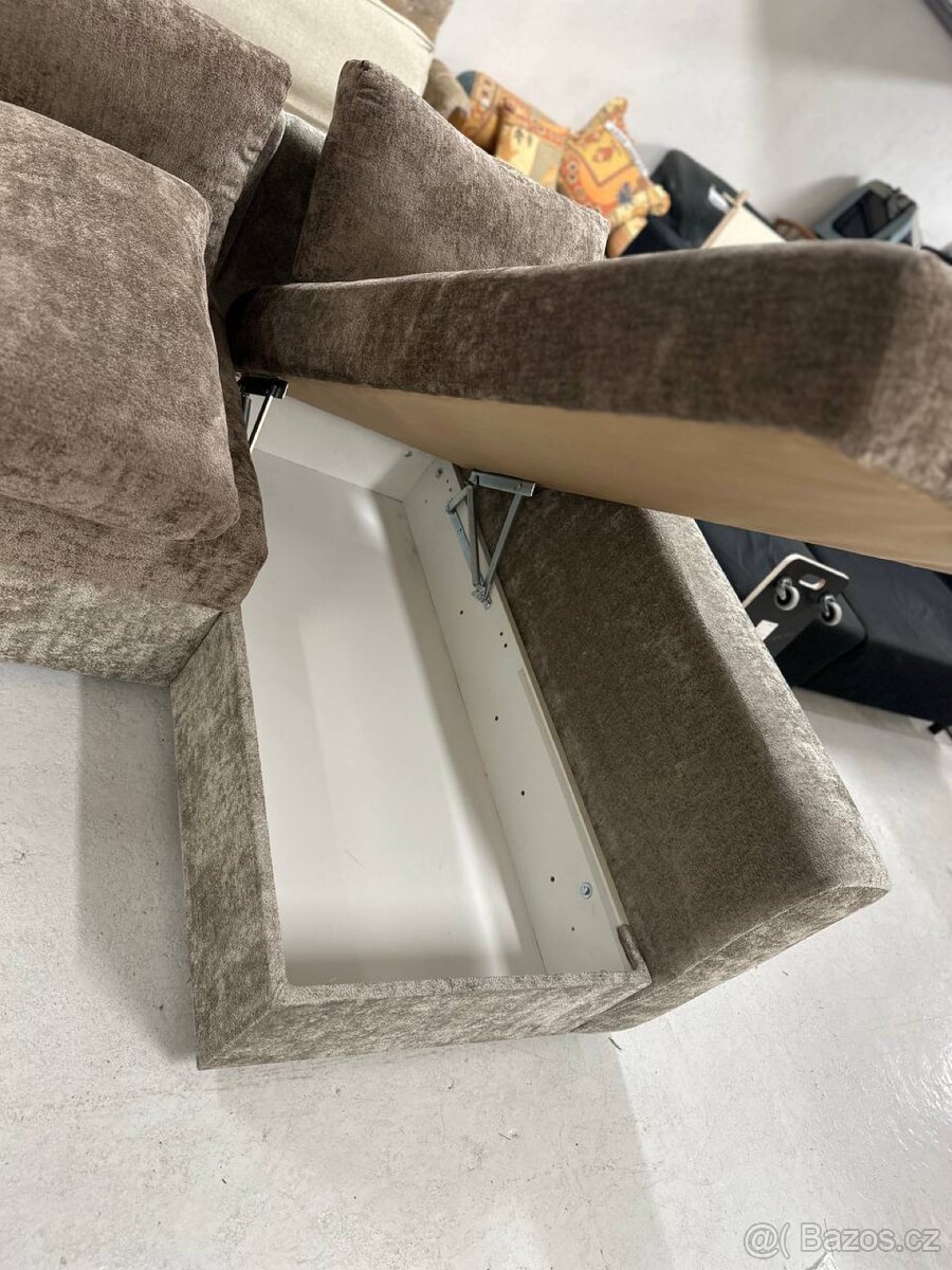 Rohová rozkládací sedačka 237×150 - 5