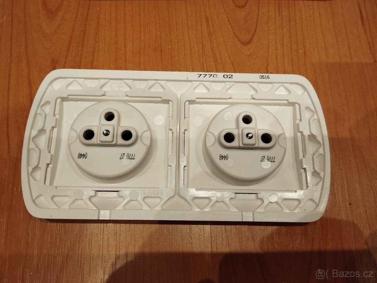 Legrand zásuvky a vypínače - 5