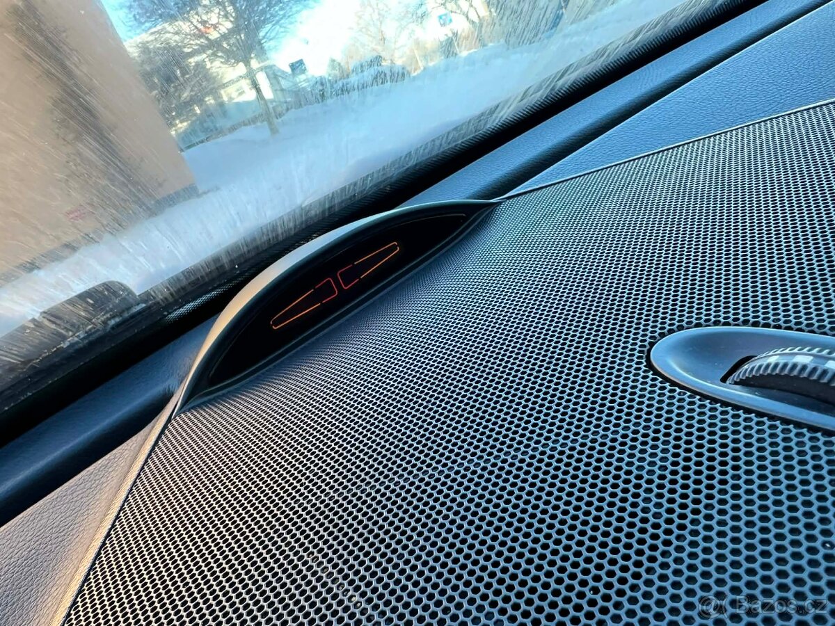 Mercedes Benz c220 - 5