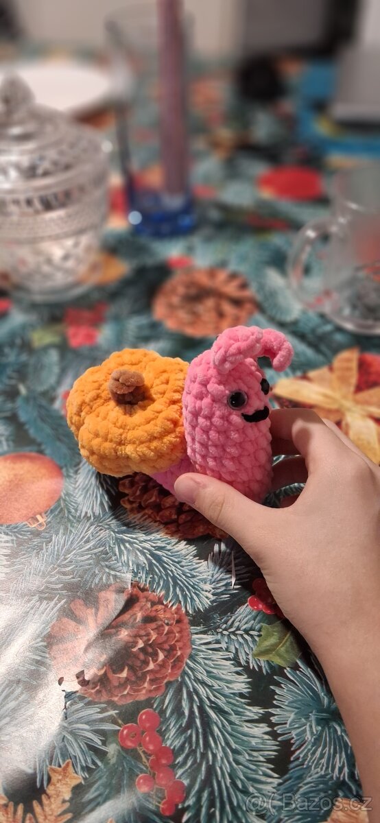 Háčkovaný helowenský šneček s dýni - 5