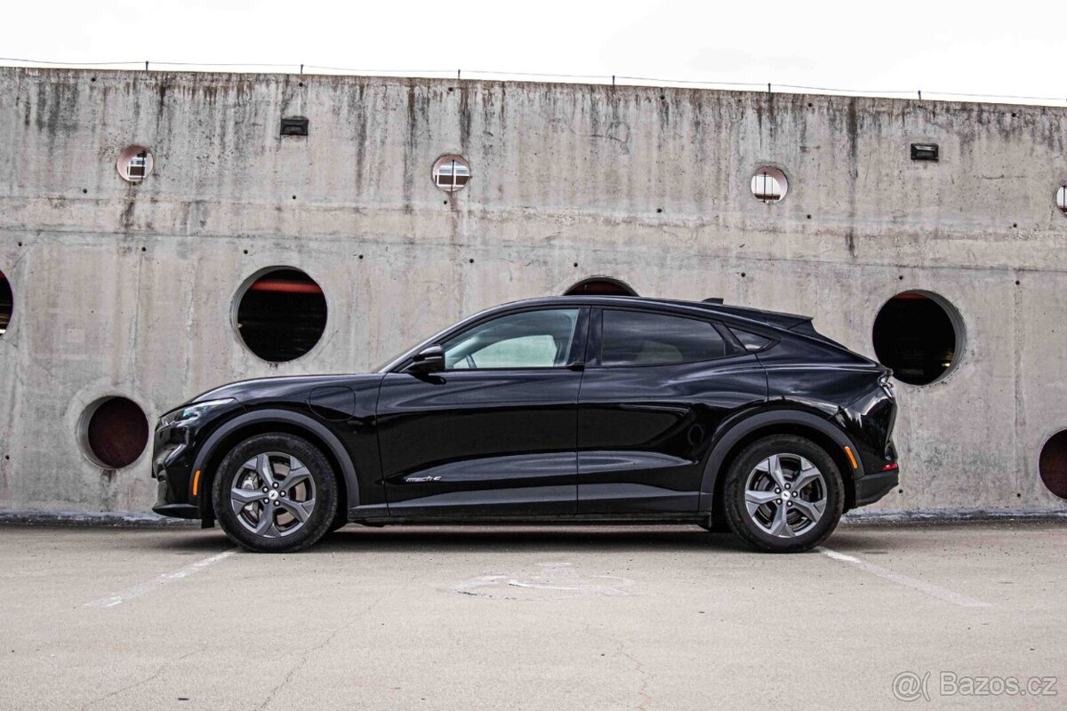 Ford Mustang Mach-E / ODPOČET - 5