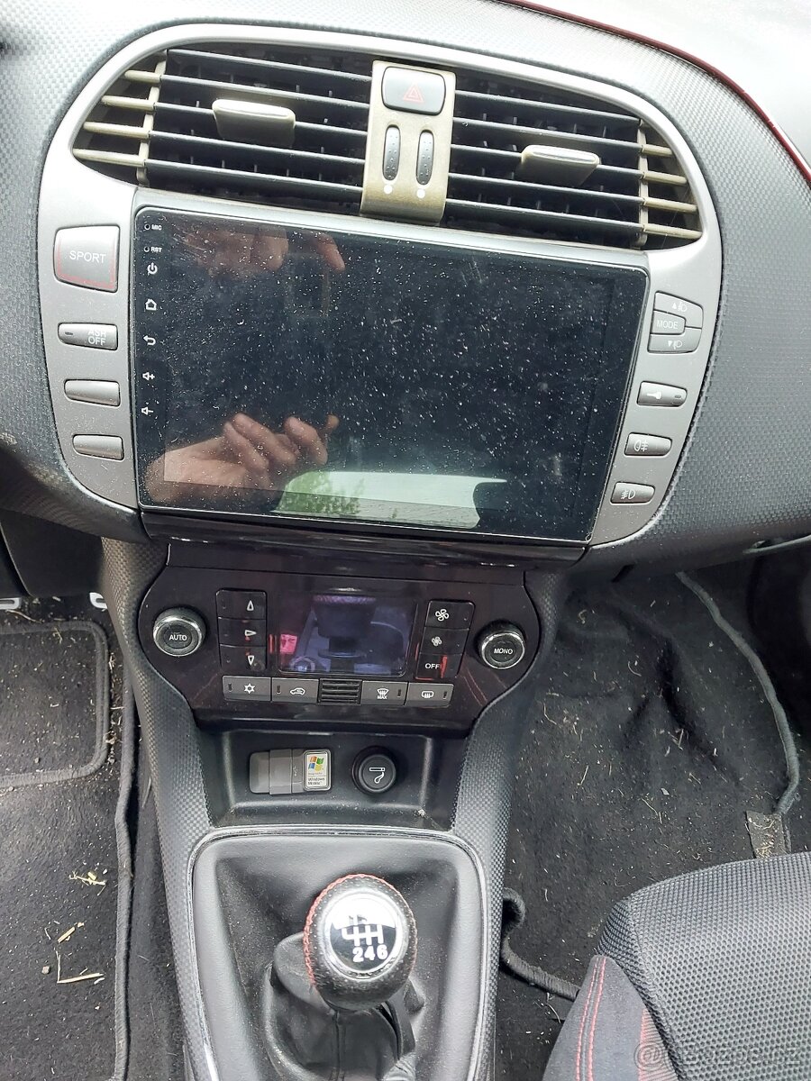 Fiat Bravo 1.4tj r.v. 2009 - 5