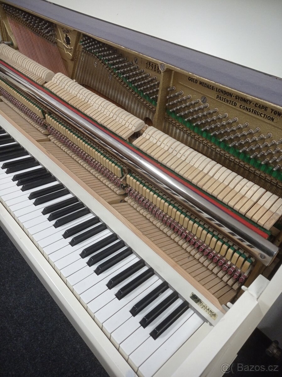 Piano, pianino, klavír Petrof - Forester - 5