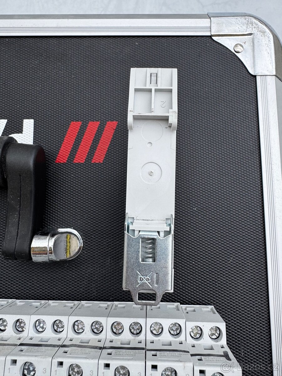 20x Instalační stykač hager ERC225 25A/230V 2NO - 5