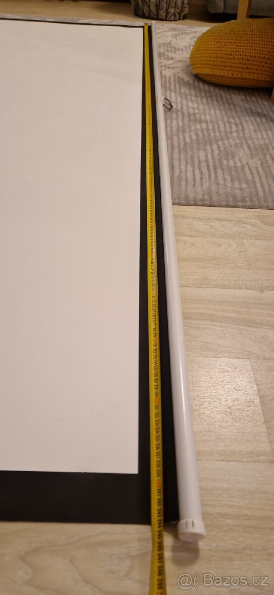 Roletové projekční plátno 106" - 5