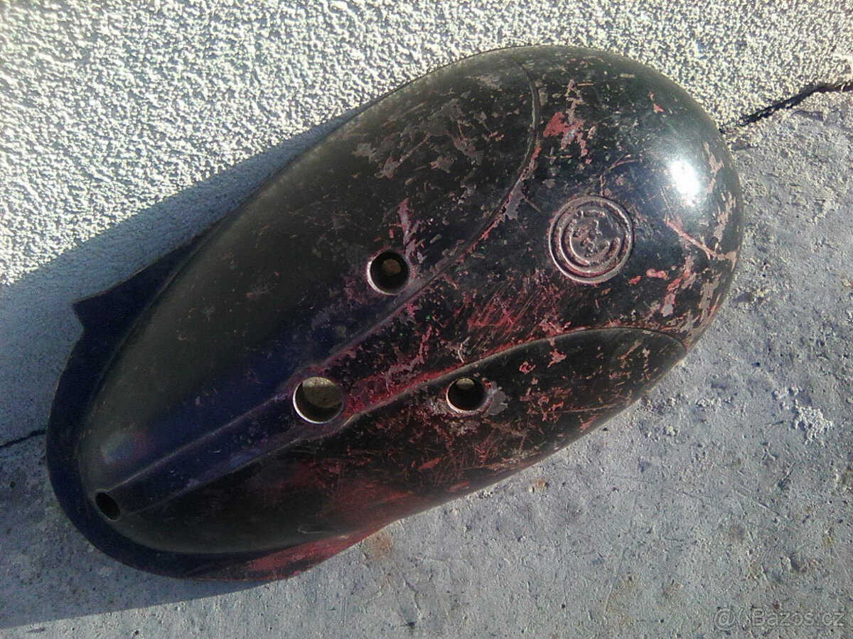 čz 125/175 450/453 - kryty řetězu a motoru,válce a držák ped - 5