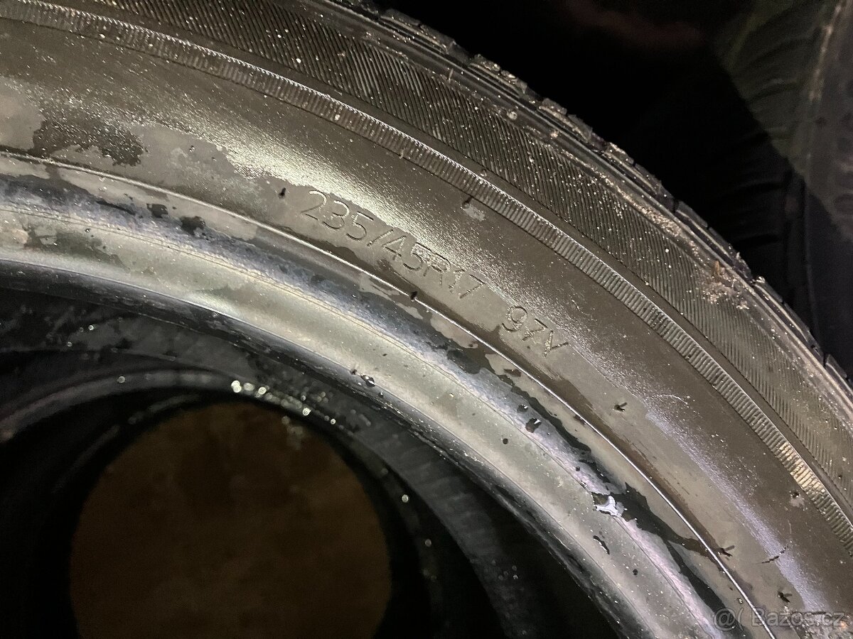 2ks celoroční HANKOOK KINERGY 4S2 235/45R17 - 5