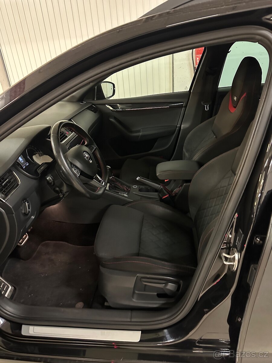 Škoda Octavia lll VRS 2.0TDI - 5