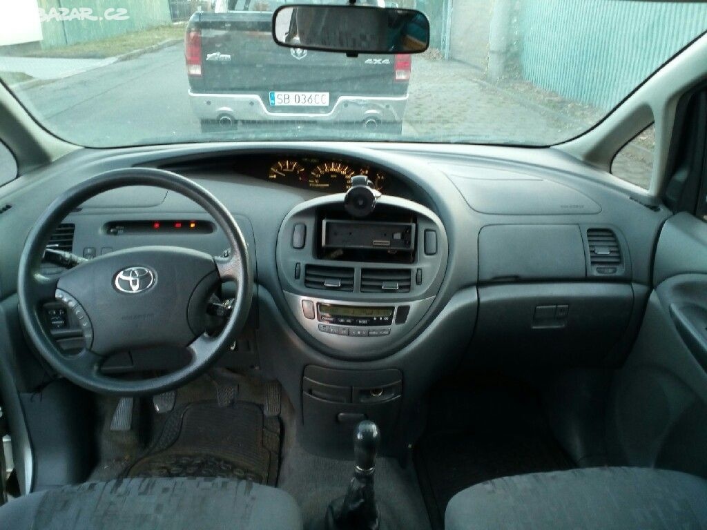 Toyota Previa 2.0 d4d 85kw - 5