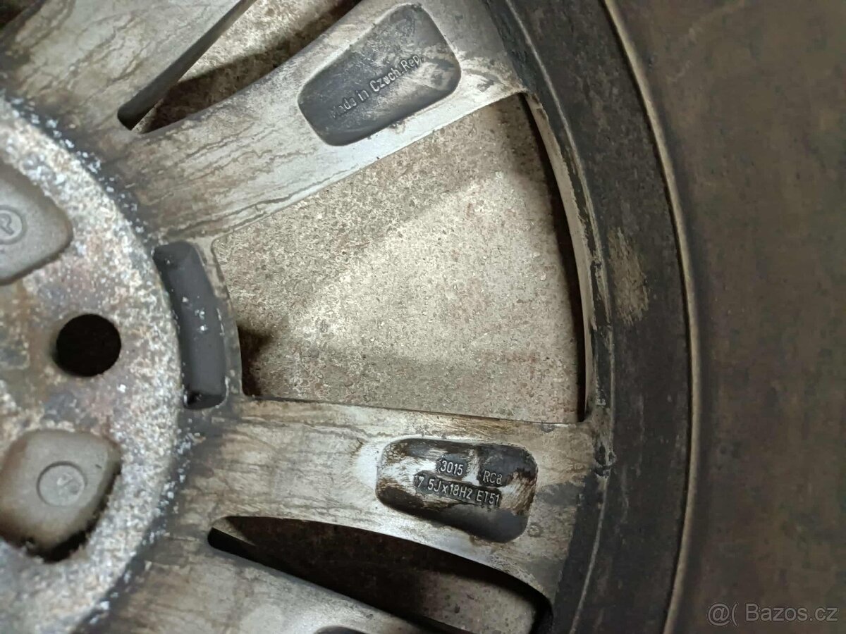 4ks alu disky orig. Škoda 5x112 R18 + pneu - 5
