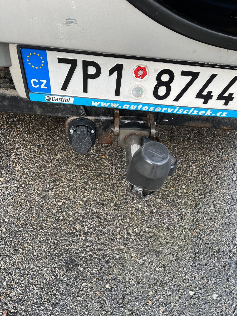 Suzuki Grand Vitara XL7 - 5