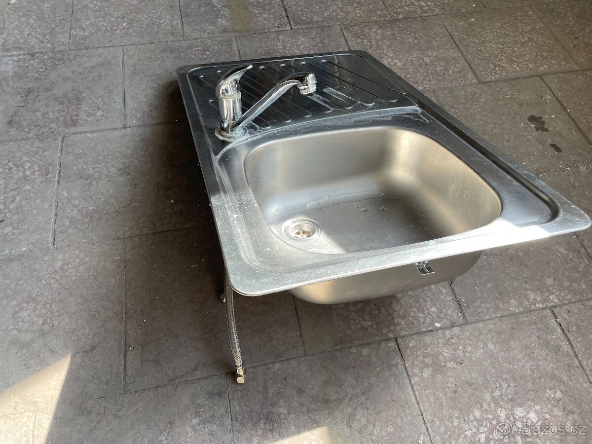 Prodej dřezů vč. baterií - 5