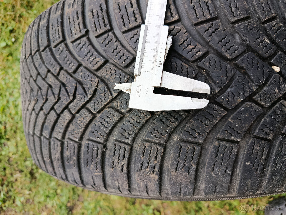 225/40 R18 Zimní Falken Eurowinter HS01 - 5