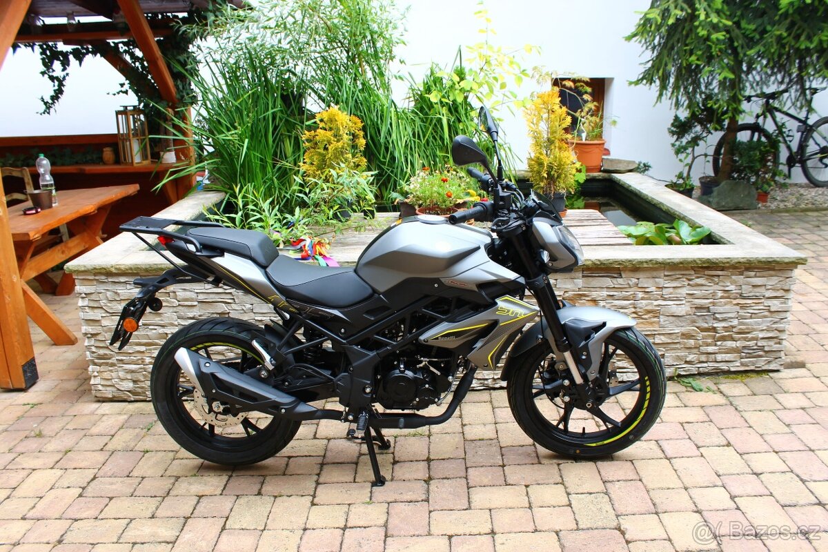 Benelli BN125 - 5
