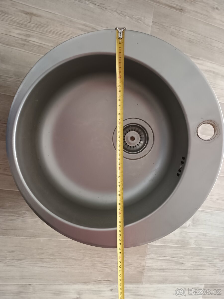 Dřez kulatý, nerez. - 5