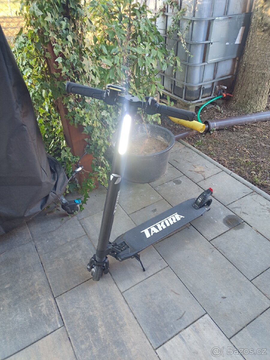 Elektrokoloběžka Takira carbon - 5
