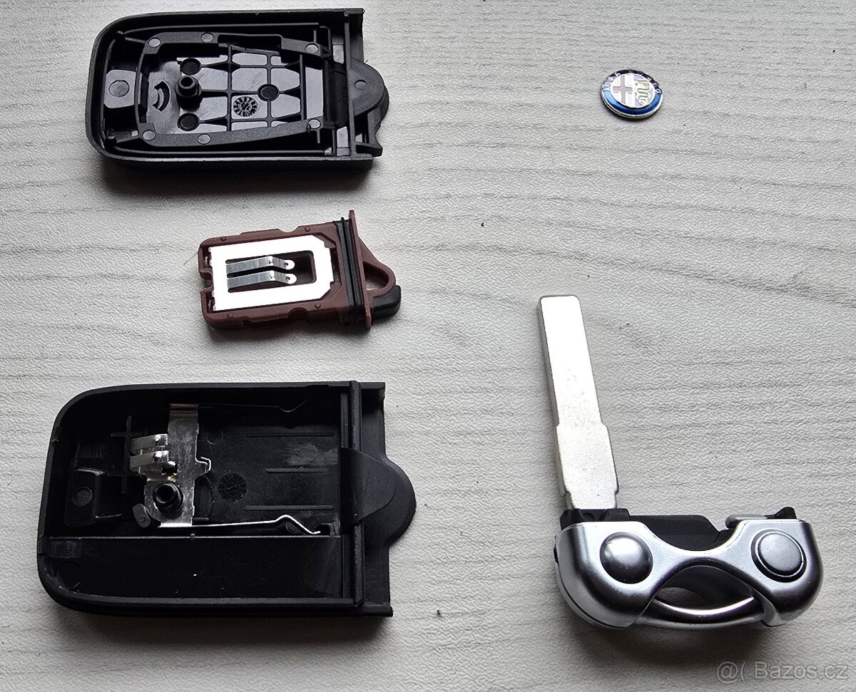 Prodám nový obal klíče Alfa Romeo Smart key - 5
