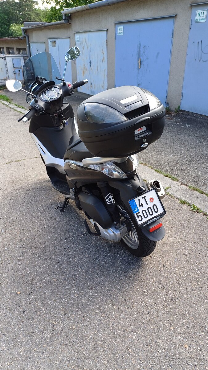 Piaggio beverly 300,r.v.2013 - 5