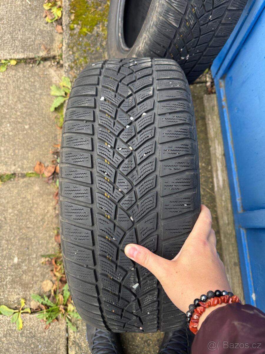 Zimní pneumatiky r16 - 5