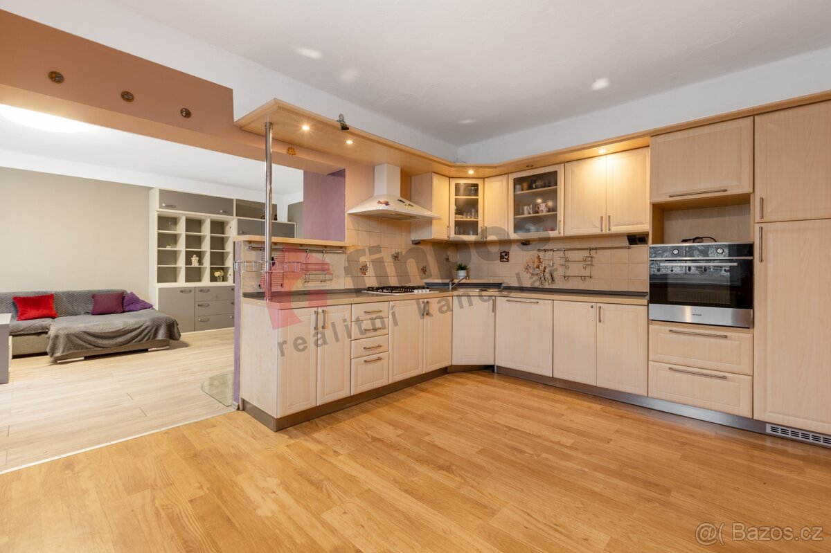 Prodej rodinného domu v Záblatíčku - 5