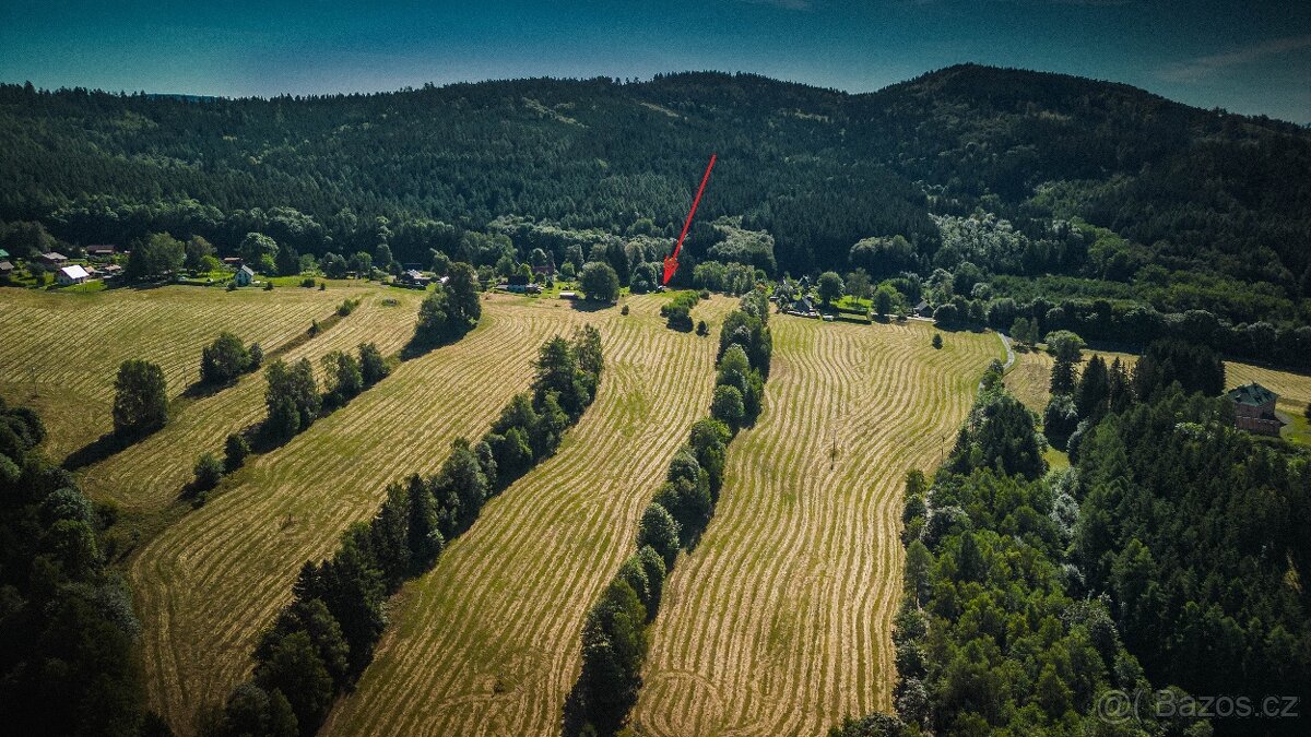 Atraktivní stavební pozemek na krásném místě - 5