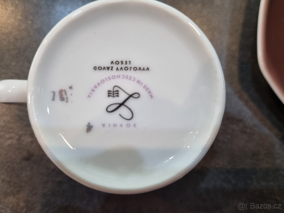 Sklo, porcelán a keramika - 5